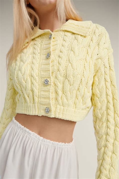 zara cropped cardigan.